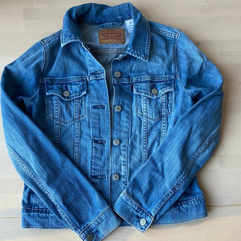 Levi denim trucker jacket